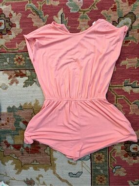 Good Girl Peach Romper Size Large